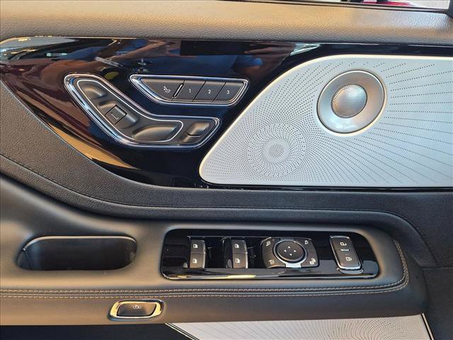 New 2026 Lincoln Aviator Reserve w/ Luxury Package RWD image 7