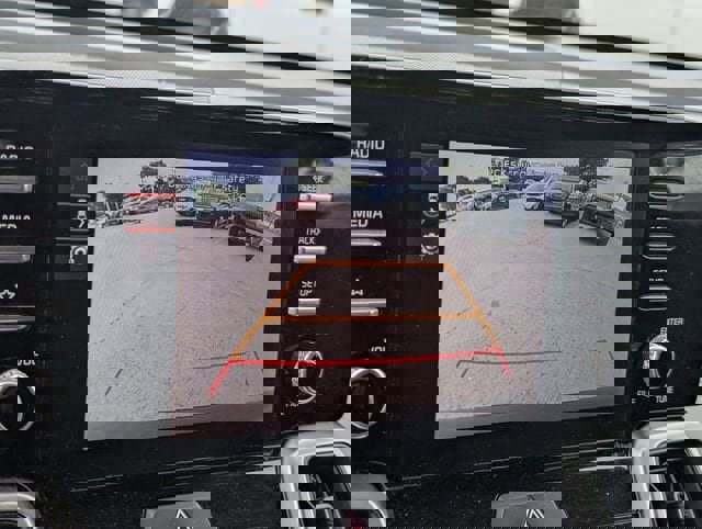 Used 2022 Kia Sorento LX FWD image 14