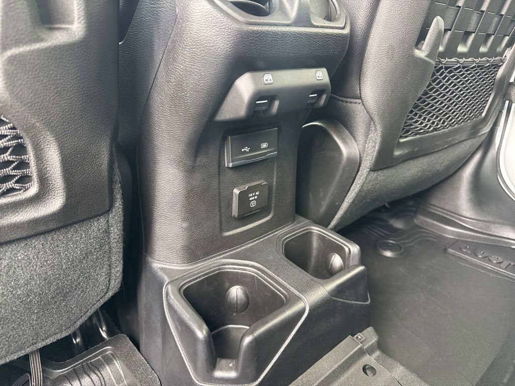 Used 2020 Jeep Gladiator Rubicon image 24