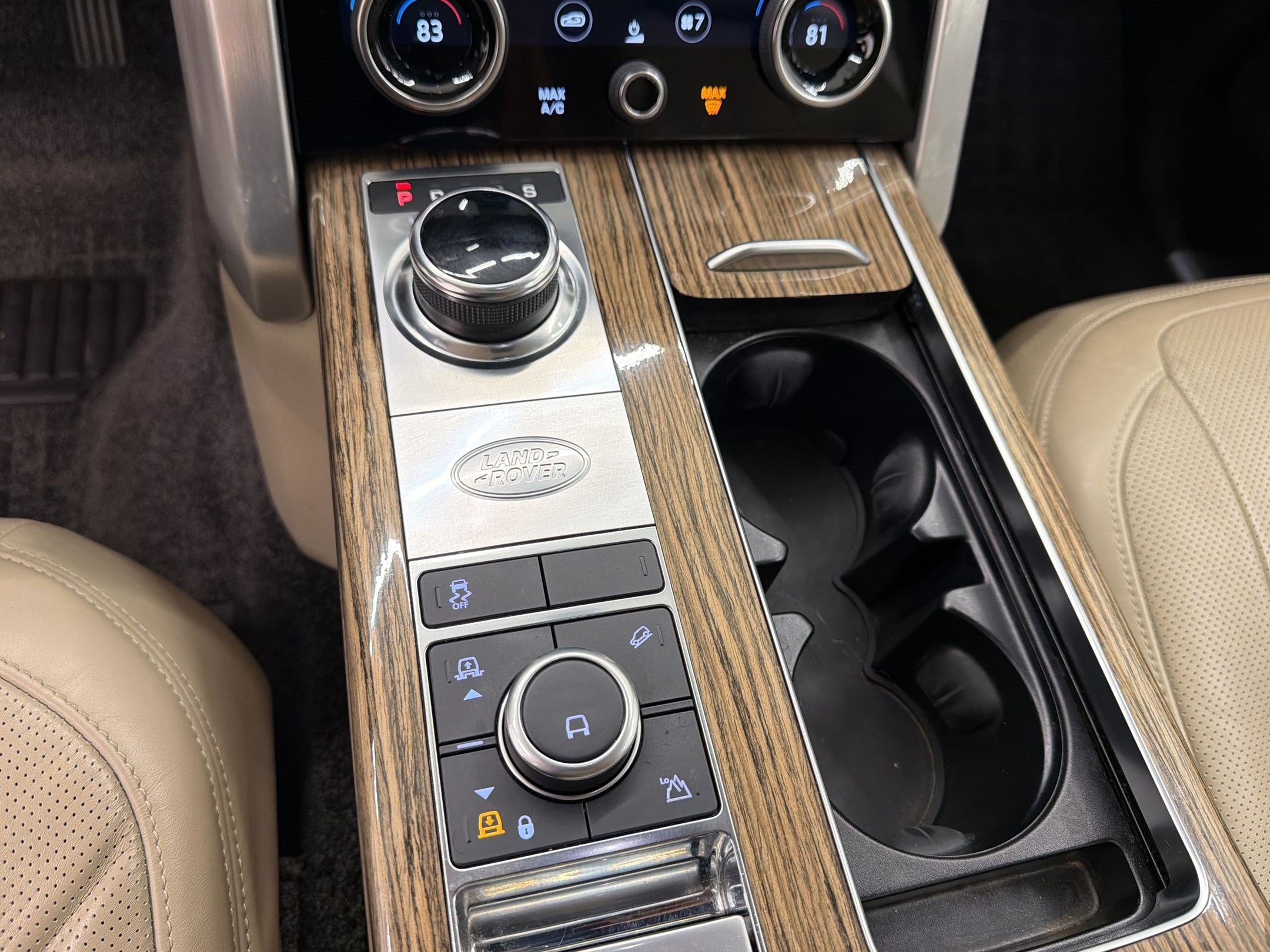 Used 2019 Land Rover Range Rover HSE AWD/4WD image 17