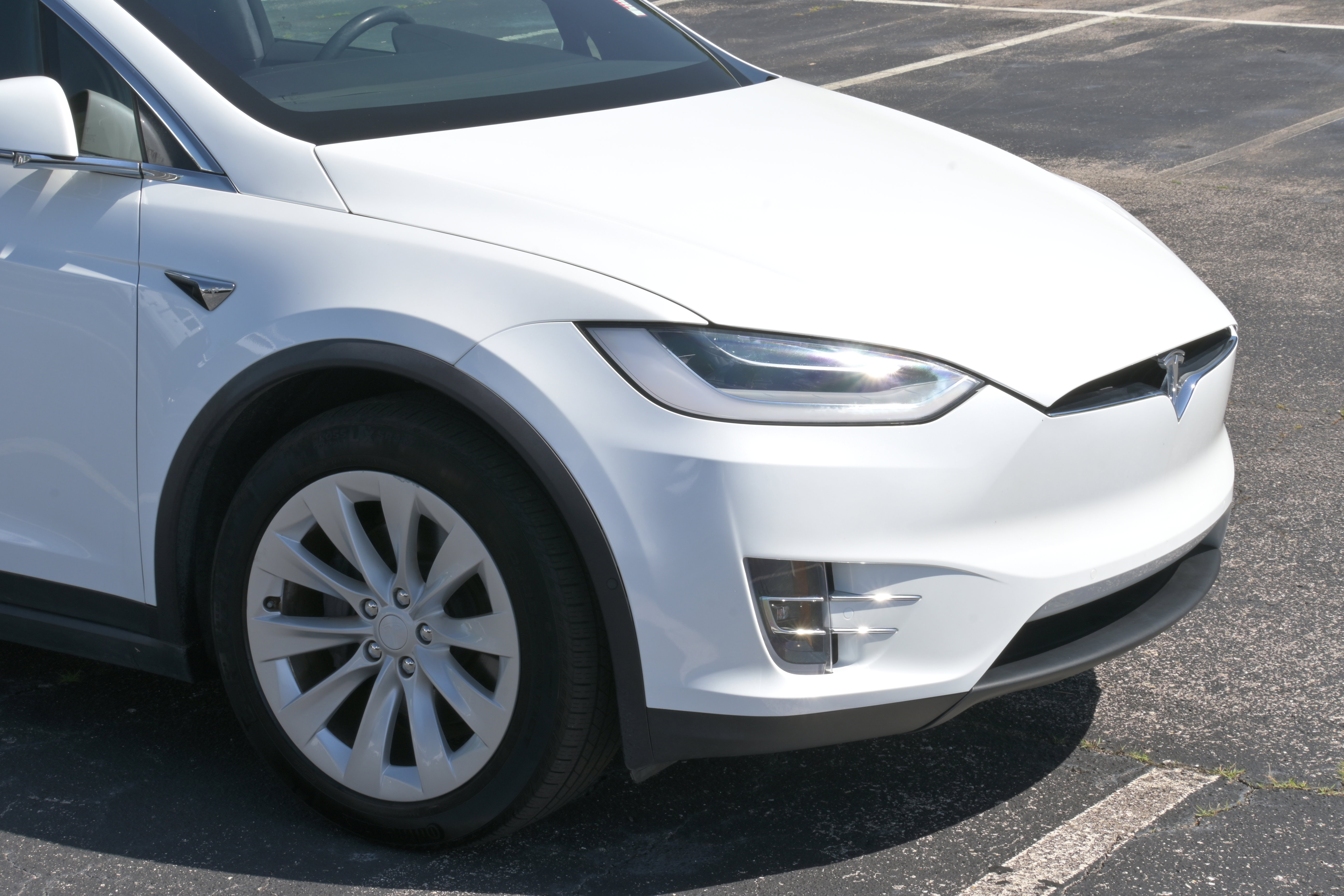 Used 2020 Tesla Model X Long Range AWD/4WD image 29