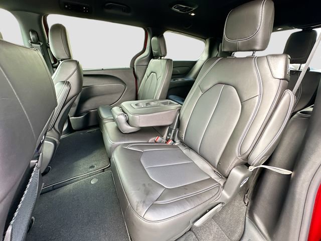 New 2026 Chrysler Pacifica Select w/ S Appearance Package FWD image 16