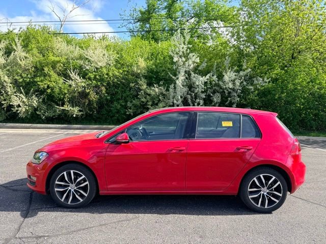 Used 2015 Volkswagen Golf S FWD image 2