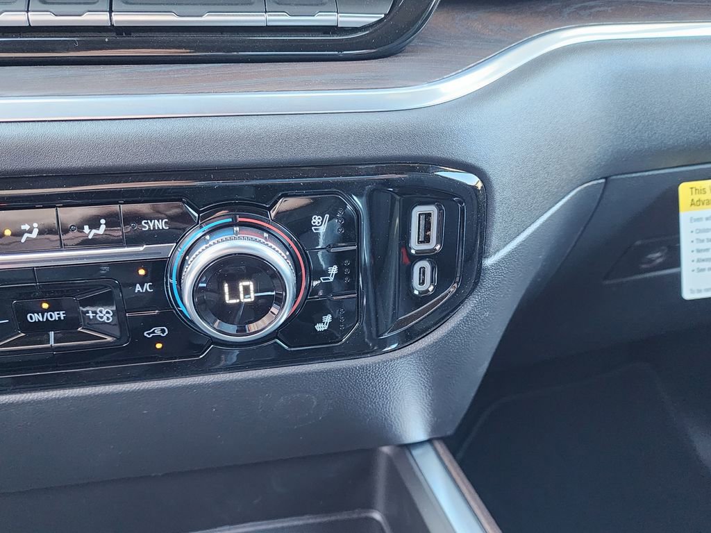 New 2026 GMC Sierra 1500 SLT image 29