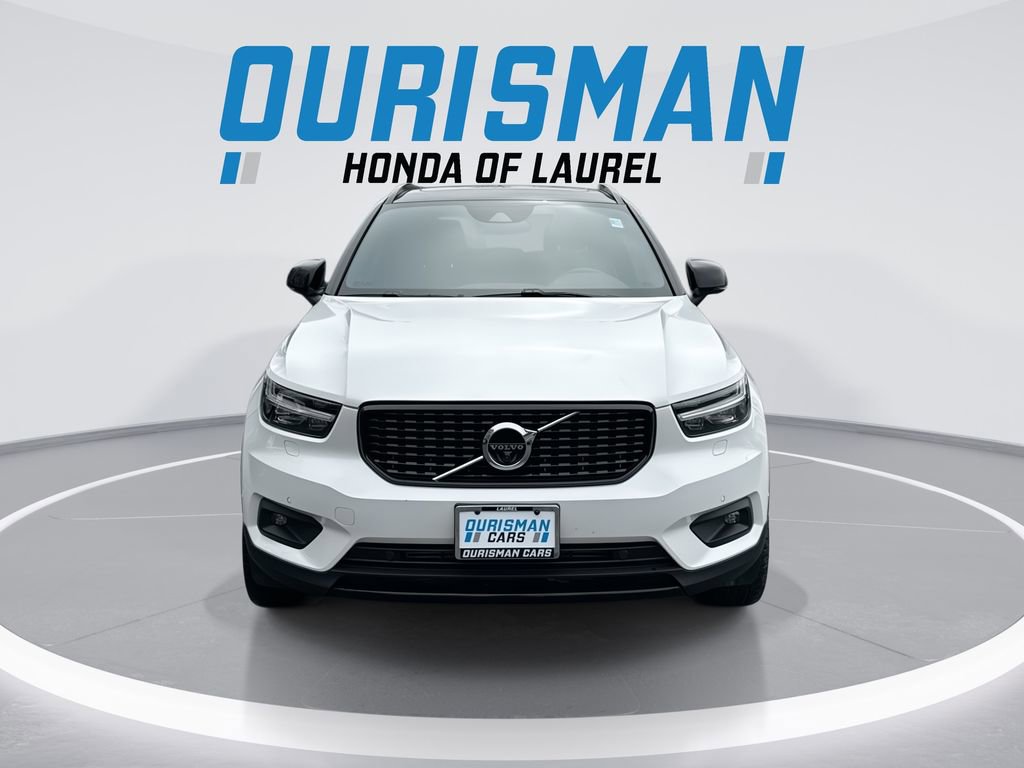 Used 2021 Volvo XC40 T5 R-Design w/ Advanced Package image 3