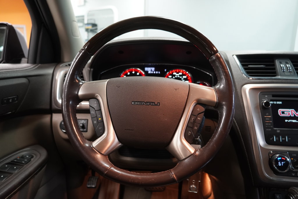 Used 2016 GMC Acadia Denali AWD/4WD image 21