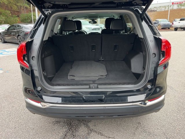 Used 2023 GMC Terrain SLT image 33