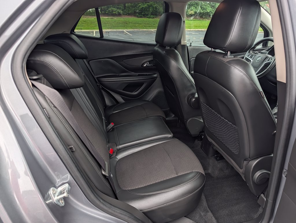 Used 2020 Buick Encore Preferred FWD image 15
