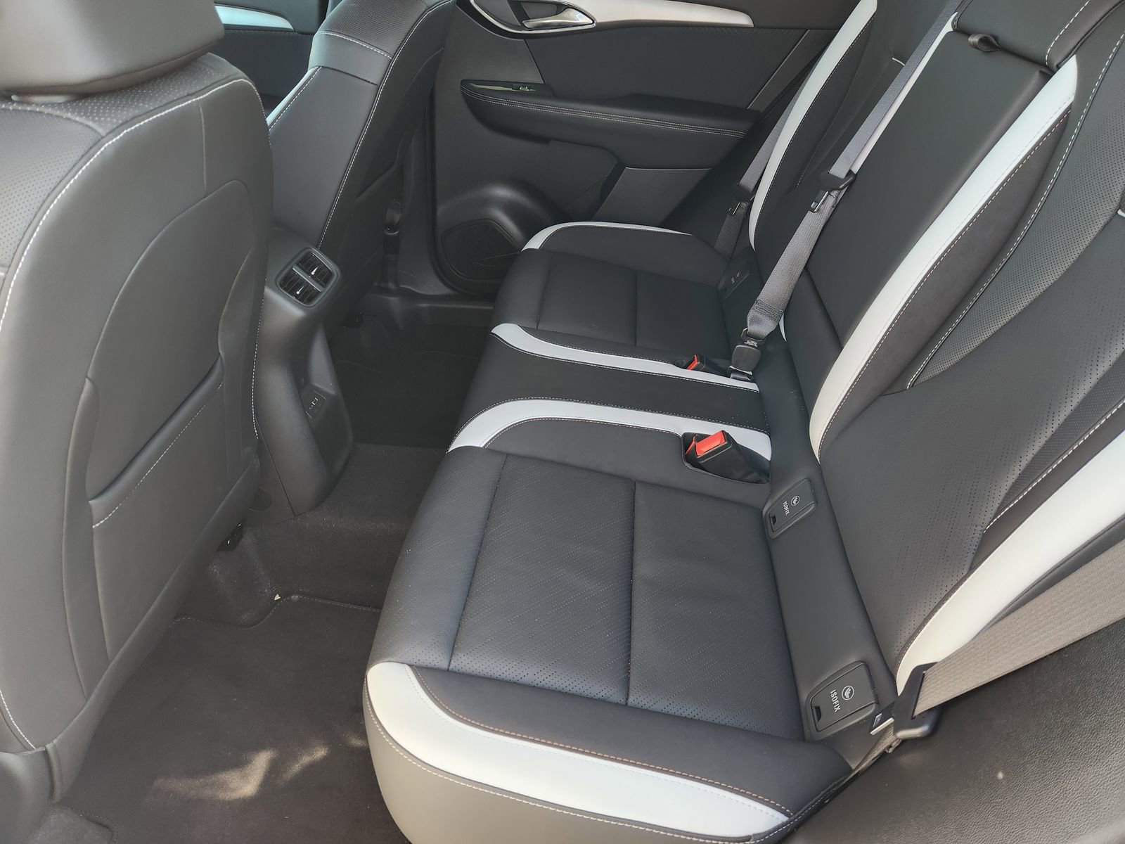 New 2025 Buick Envision Sport Touring image 34