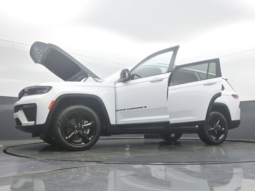 New 2026 Jeep Grand Cherokee L Limited w/ Limited Altitude Package AWD/4WD image 59