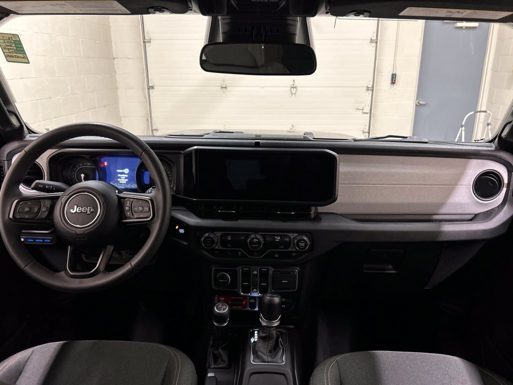 Used 2025 Jeep Wrangler Unlimited Sport S 4xe AWD/4WD image 20
