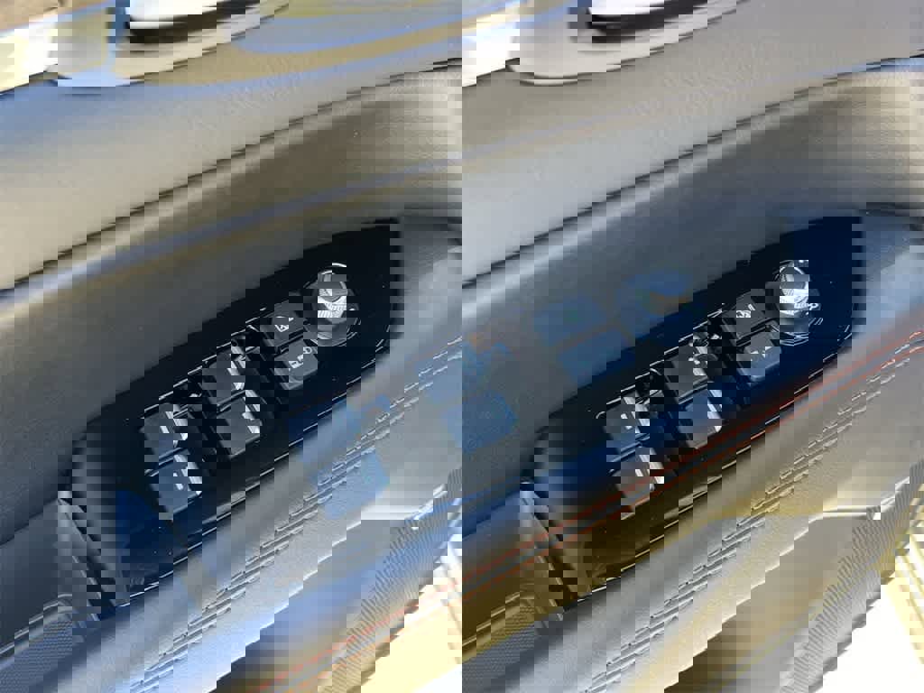 Certified 2025 MAZDA CX-5 Carbon Edition image 15