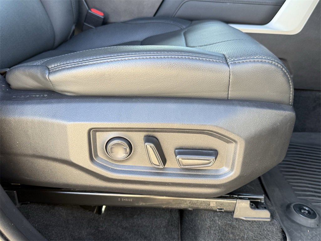 Used 2023 Toyota Tundra Limited image 42