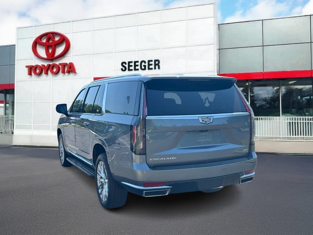 Used 2021 Cadillac Escalade ESV Premium Luxury AWD/4WD image 9