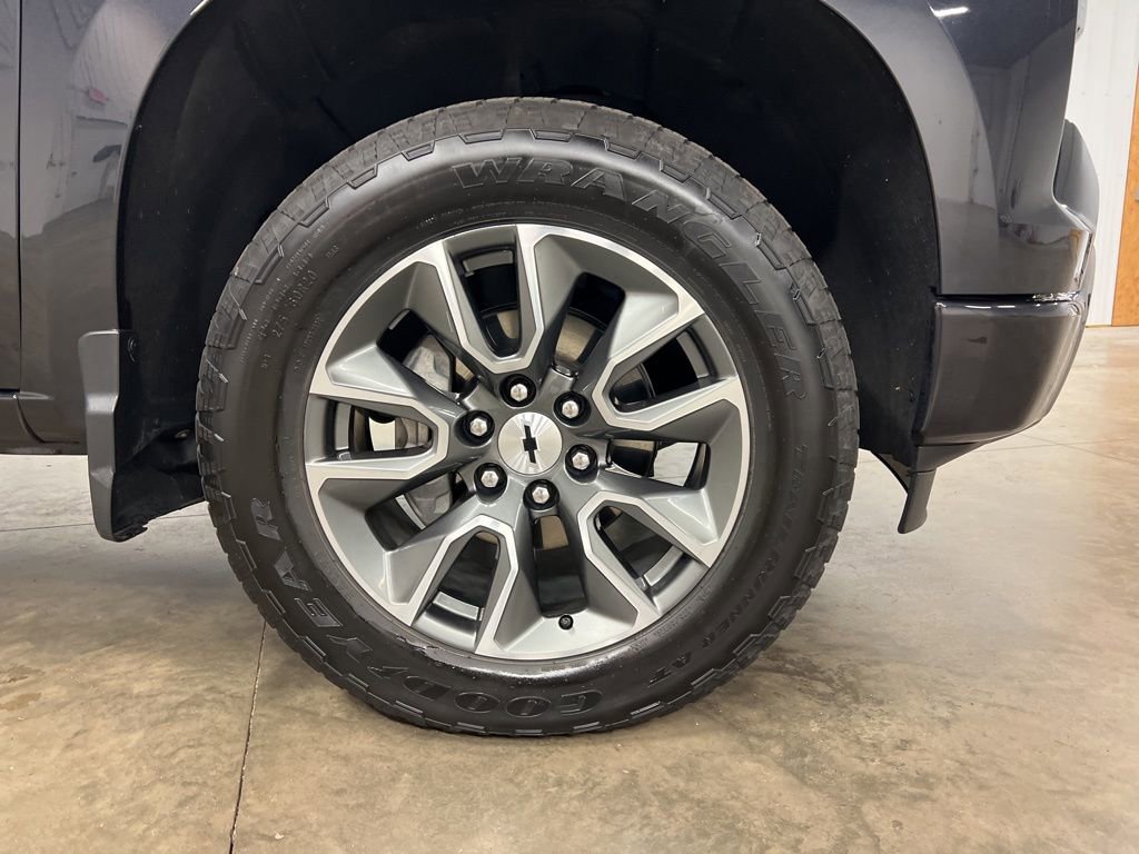 Certified 2024 Chevrolet Silverado 1500 RST image 19