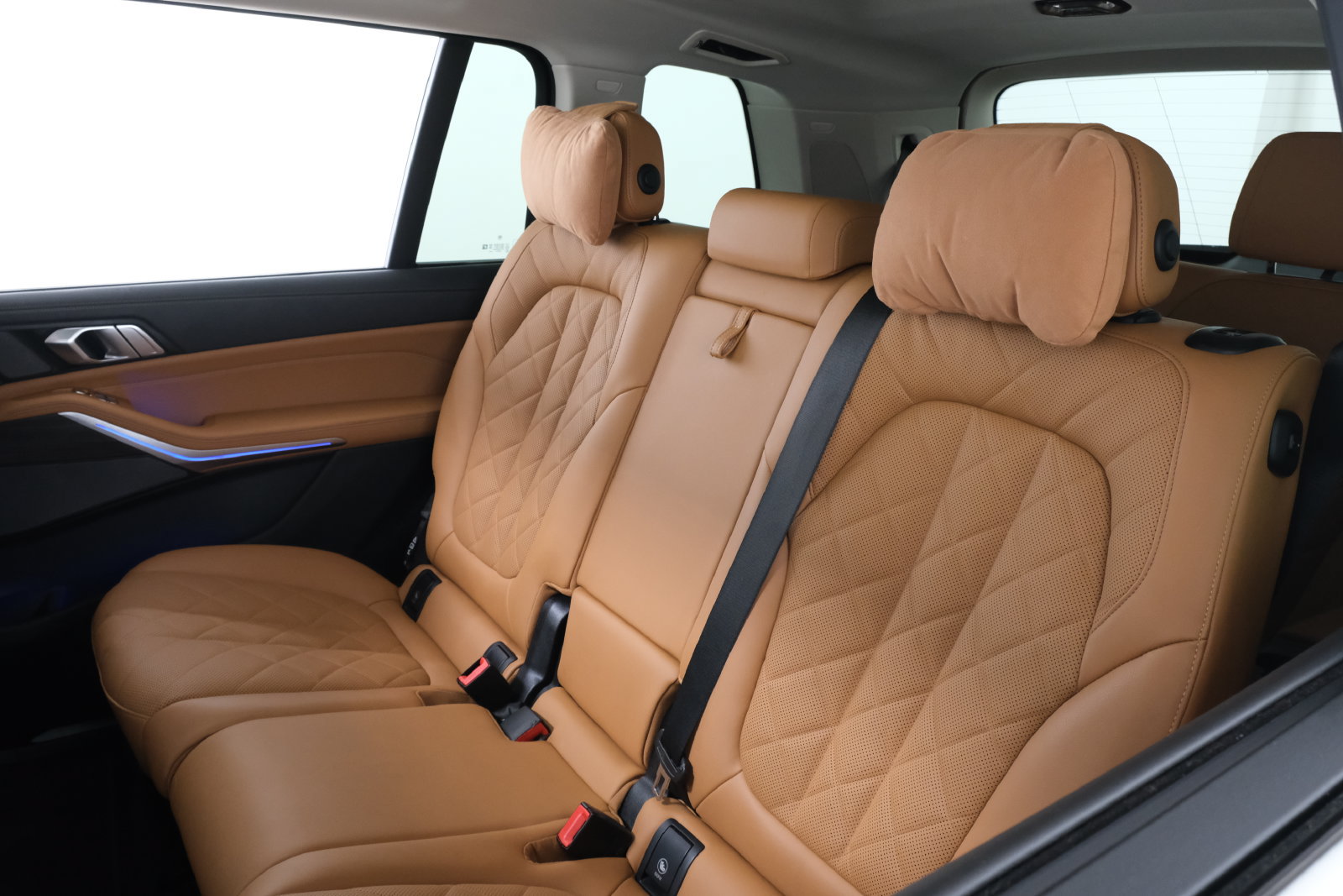 Used 2024 BMW X7 xDrive40i w/ Premium Package AWD/4WD image 33