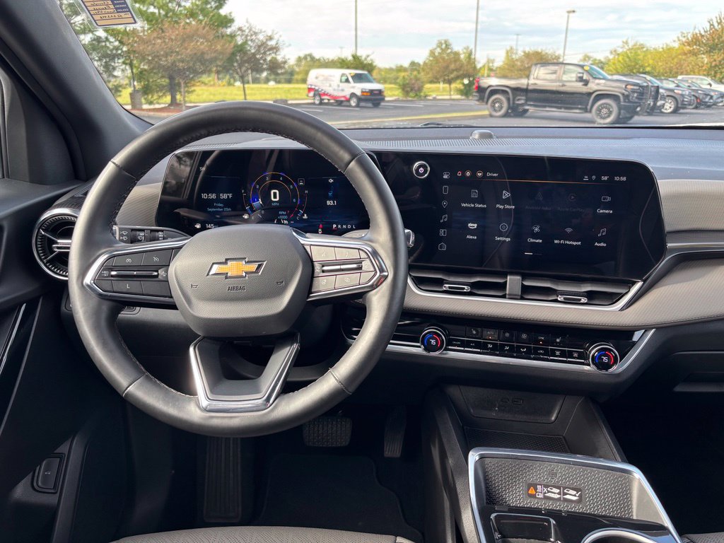 Used 2025 Chevrolet Equinox LT w/ Convenience Package II FWD image 23