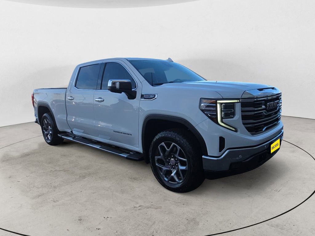 Certified 2025 GMC Sierra 1500 SLT w/ SLT Premium Package AWD/4WD image 7