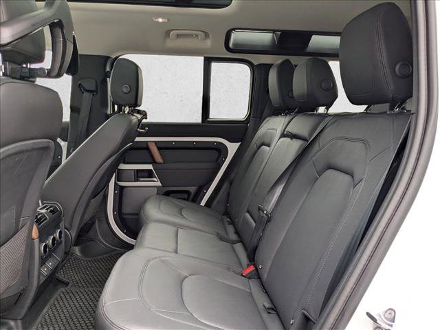 Certified 2023 Land Rover Defender 110 SE image 21