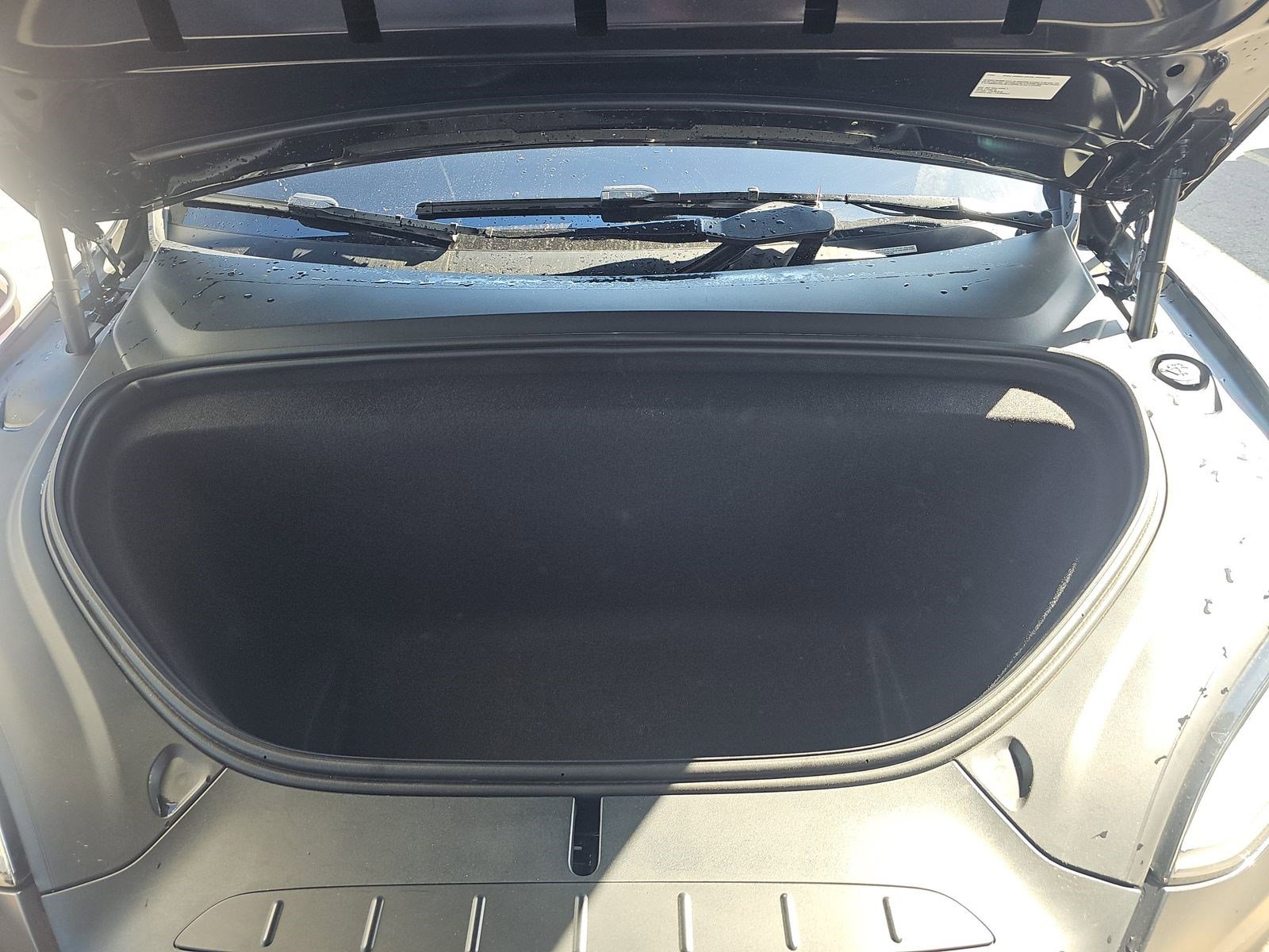 Used 2023 Tesla Model X Plaid image 23