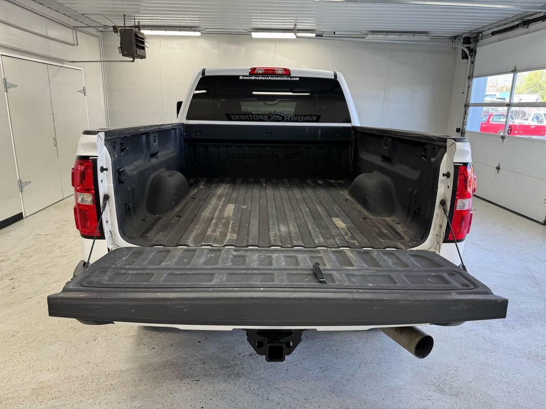 Used 2019 GMC Sierra 2500 Denali w/ Duramax Plus Package AWD/4WD image 6