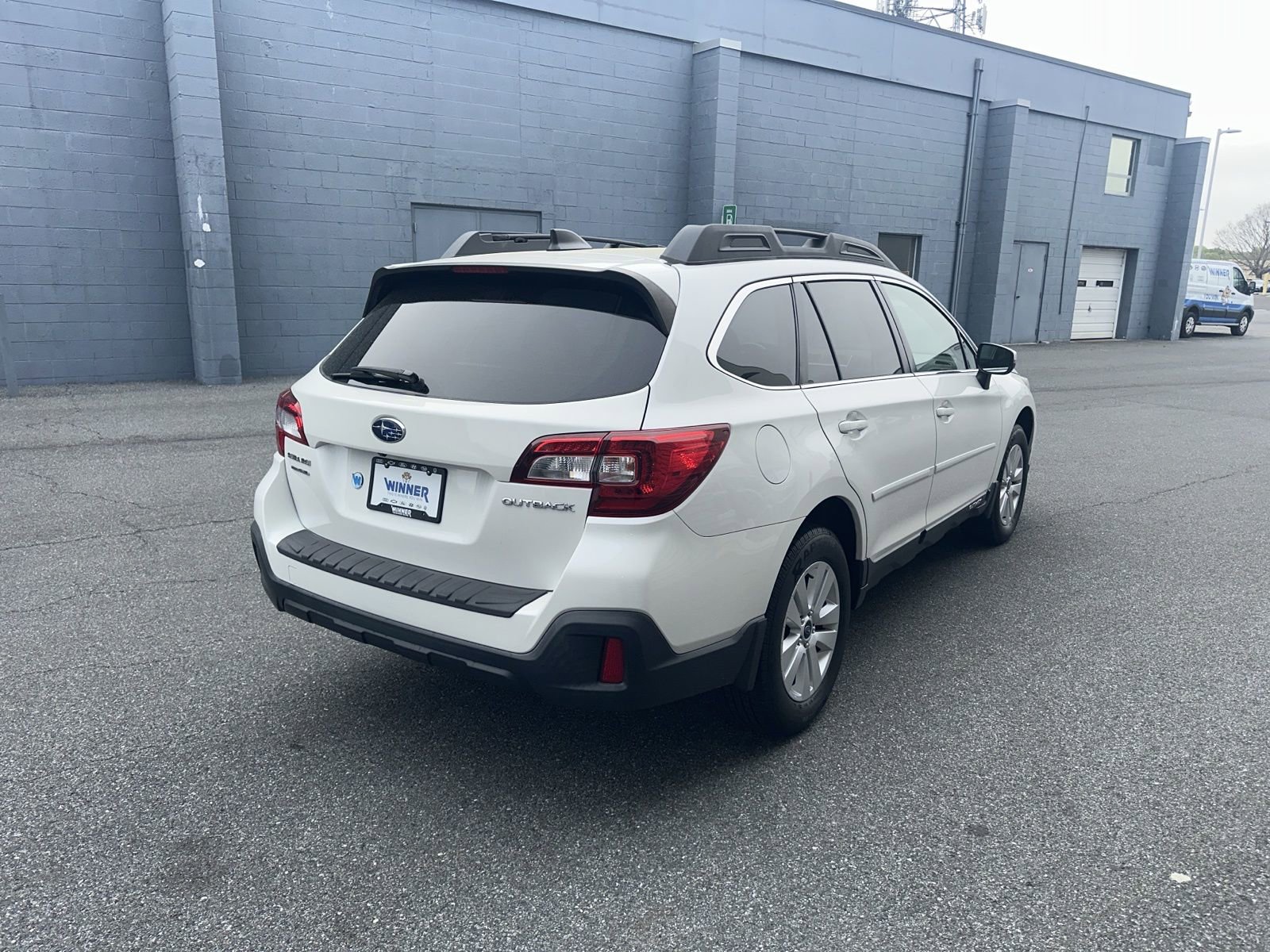 Used 2019 Subaru Outback 2.5i Premium w/ Popular Package #2 AWD/4WD image 5