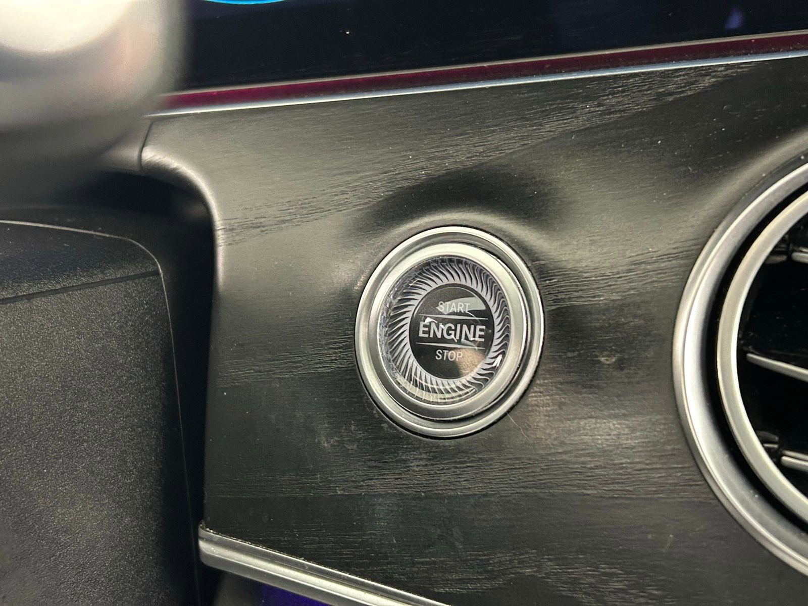 Used 2023 Mercedes-Benz E 350 4MATIC Sedan w/ Premium Package image 19