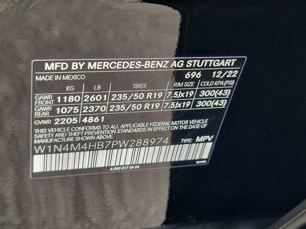 Used 2023 Mercedes-Benz GLB 250 4MATIC image 34