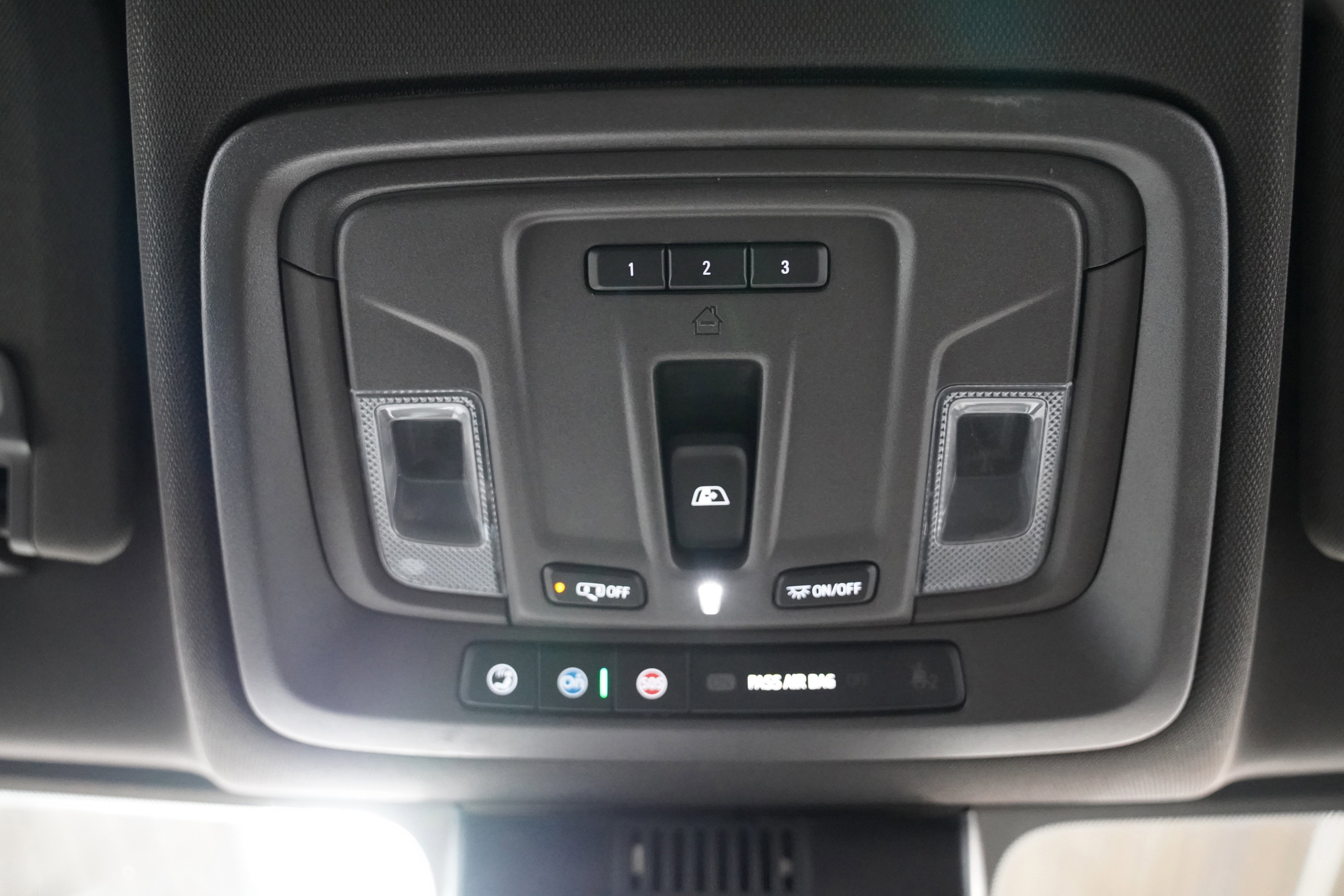 Used 2024 GMC Sierra 3500 SLE image 30