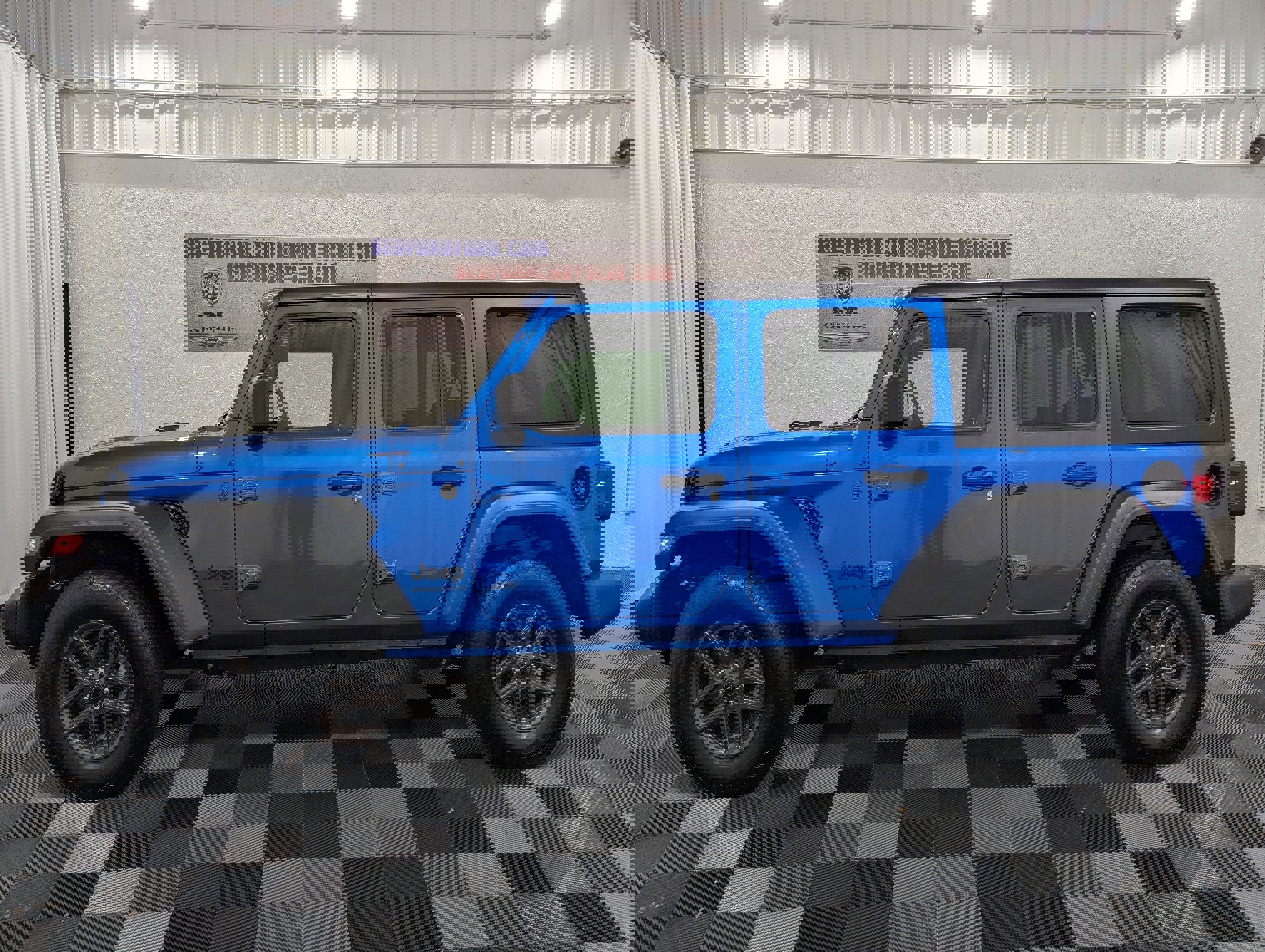 Used 2024 Jeep Wrangler Unlimited Sport image 2
