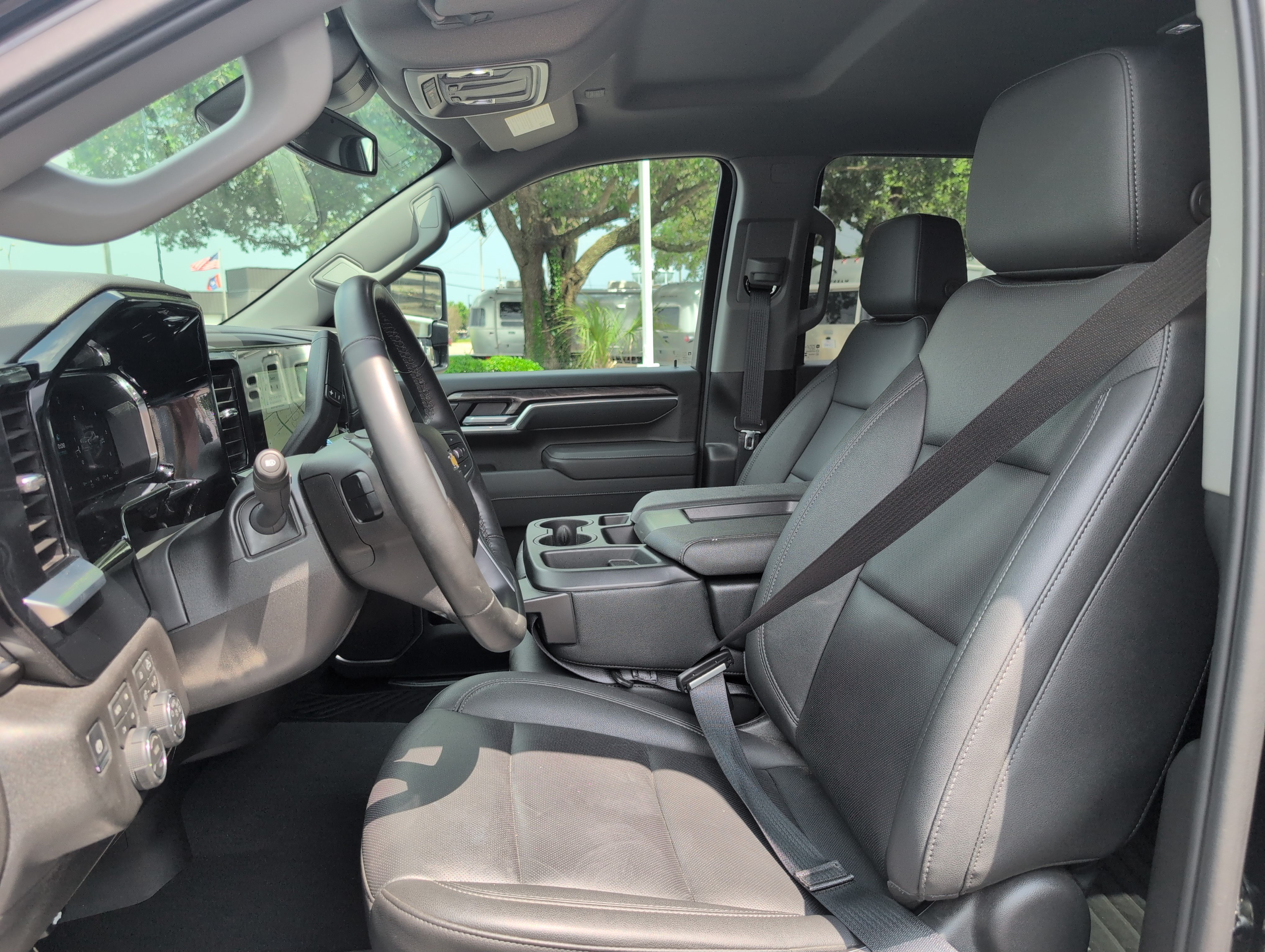 Used 2026 Chevrolet Silverado 2500 LTZ AWD/4WD image 14