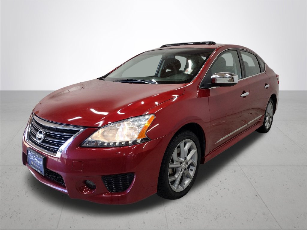 Used 2014 Nissan Sentra SR w/ Premium Package FWD image 2