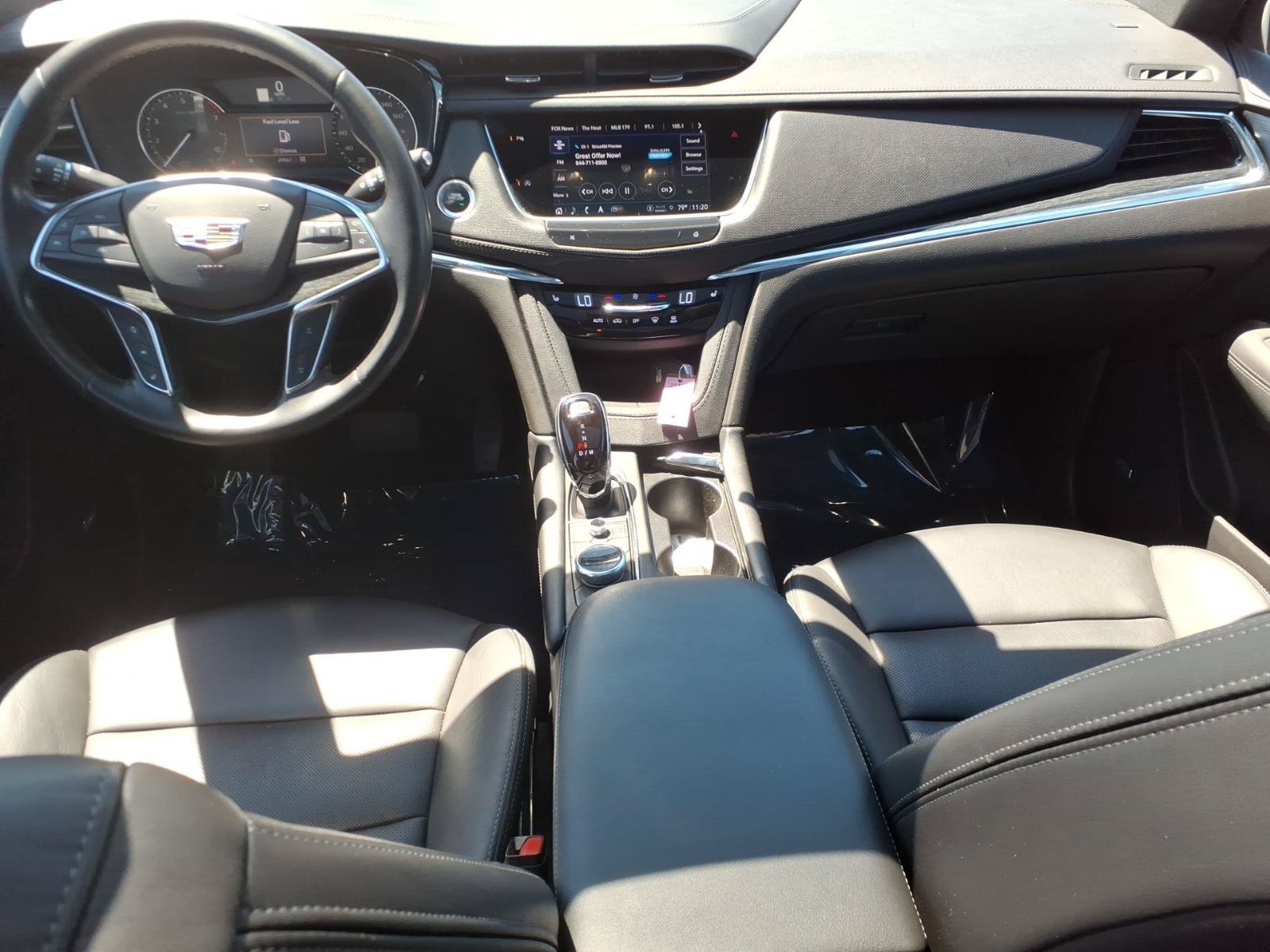 Certified 2023 Cadillac XT5 Premium Luxury AWD/4WD image 17