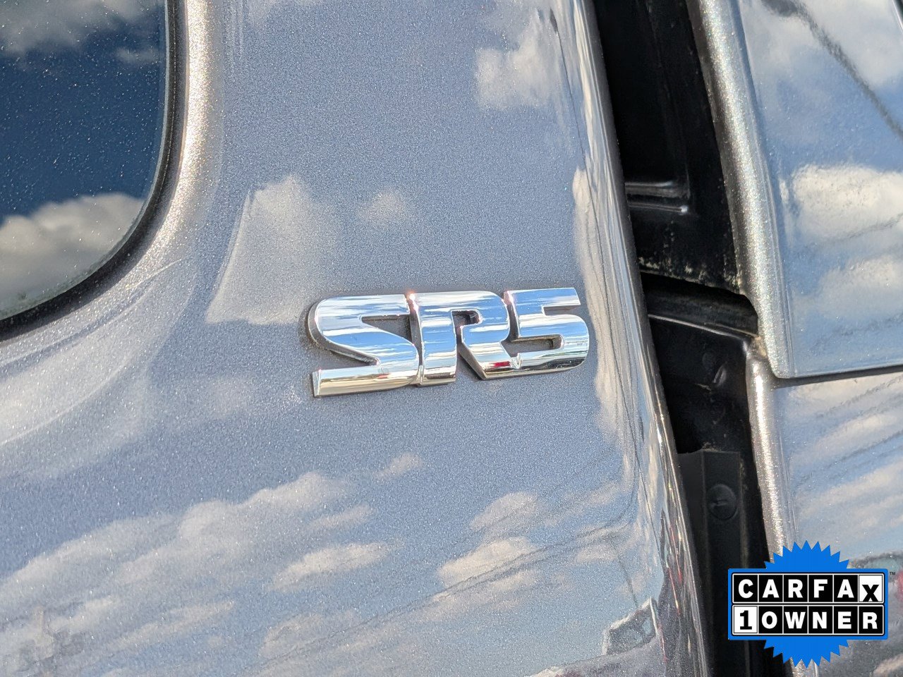 Used 2016 Toyota Tacoma SR5 w/ SR5 Appearance Package (SN) AWD/4WD image 12