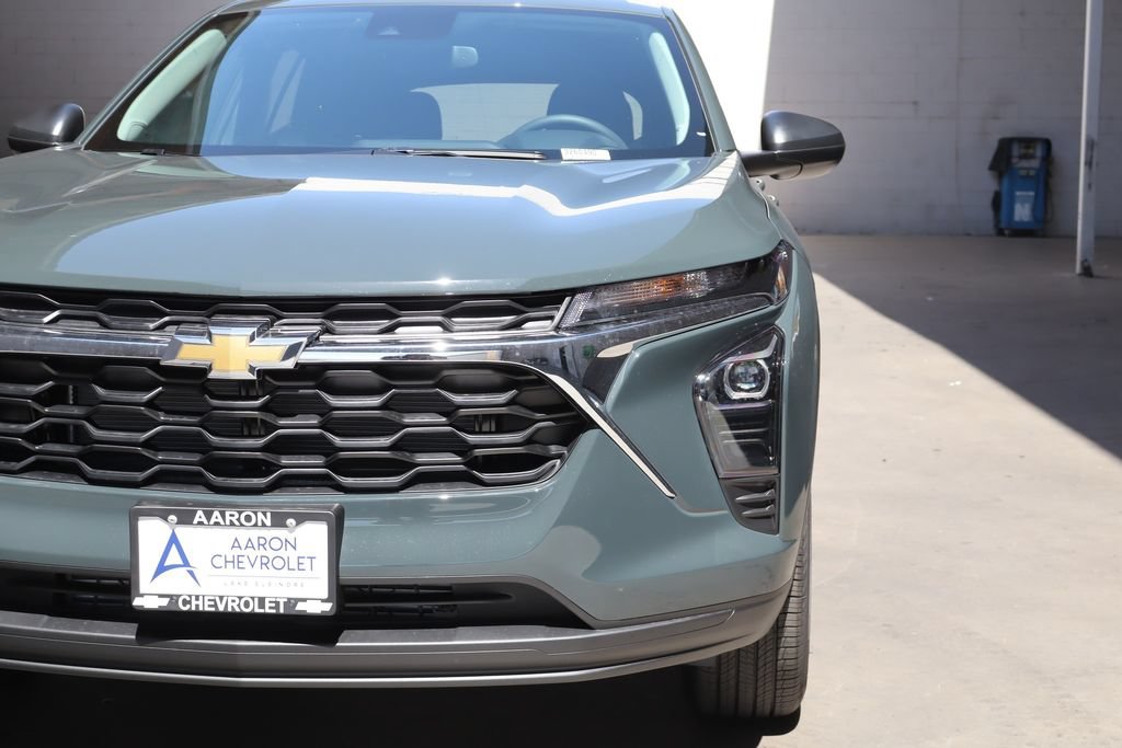 New 2026 Chevrolet Trax LS FWD image 8