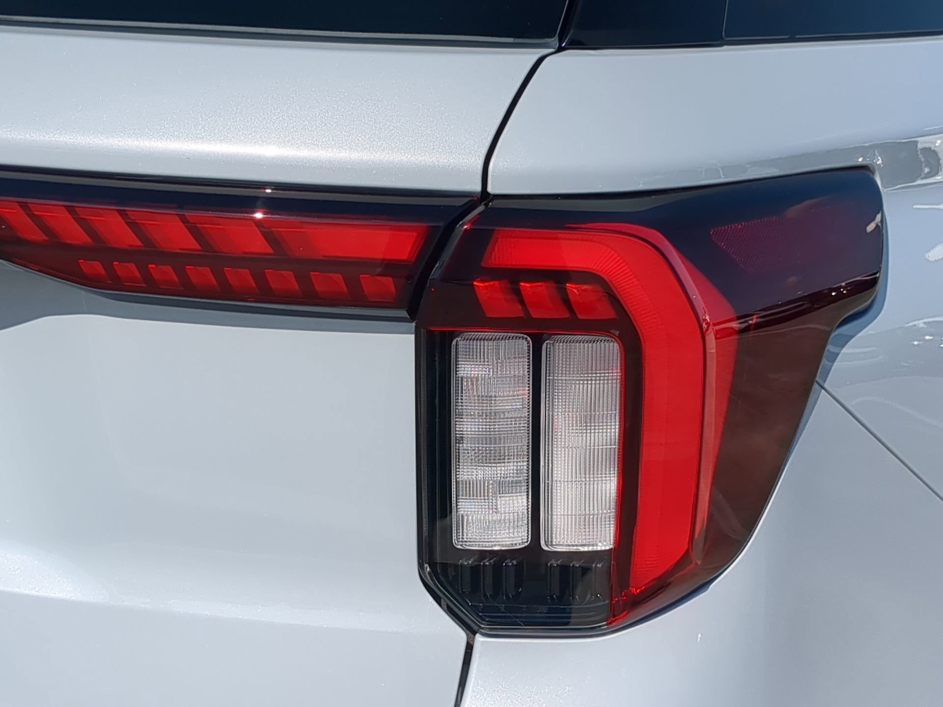 New 2026 Ford Explorer ST RWD image 48