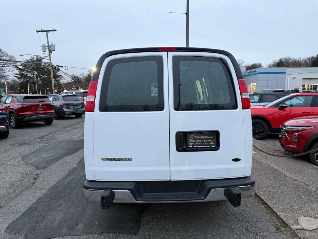 Used 2024 Chevrolet Express 2500 Work Van w/ Driver Convenience Package image 6