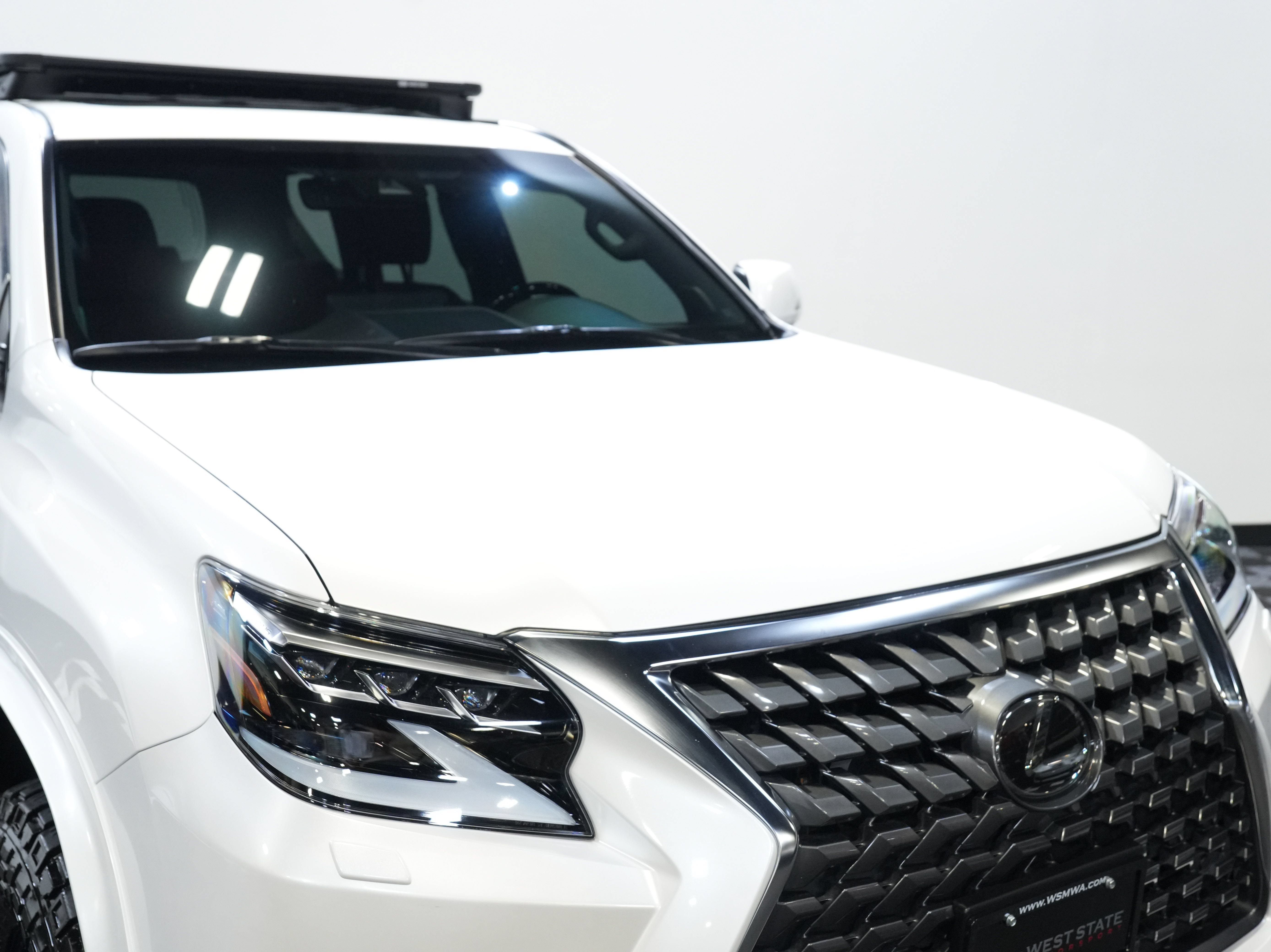 Used 2023 Lexus GX 460 Premium w/ Premium Package AWD/4WD image 12
