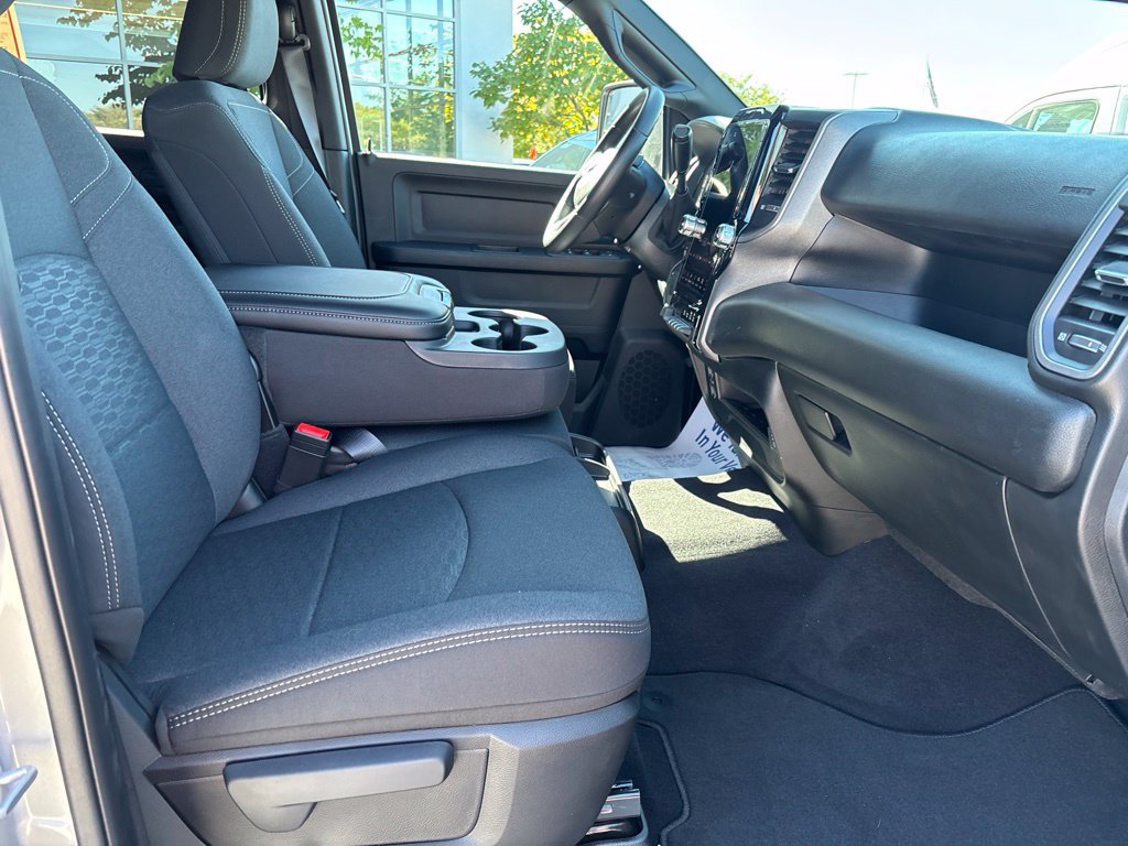 New 2027 RAM 3500 Tradesman AWD/4WD image 30