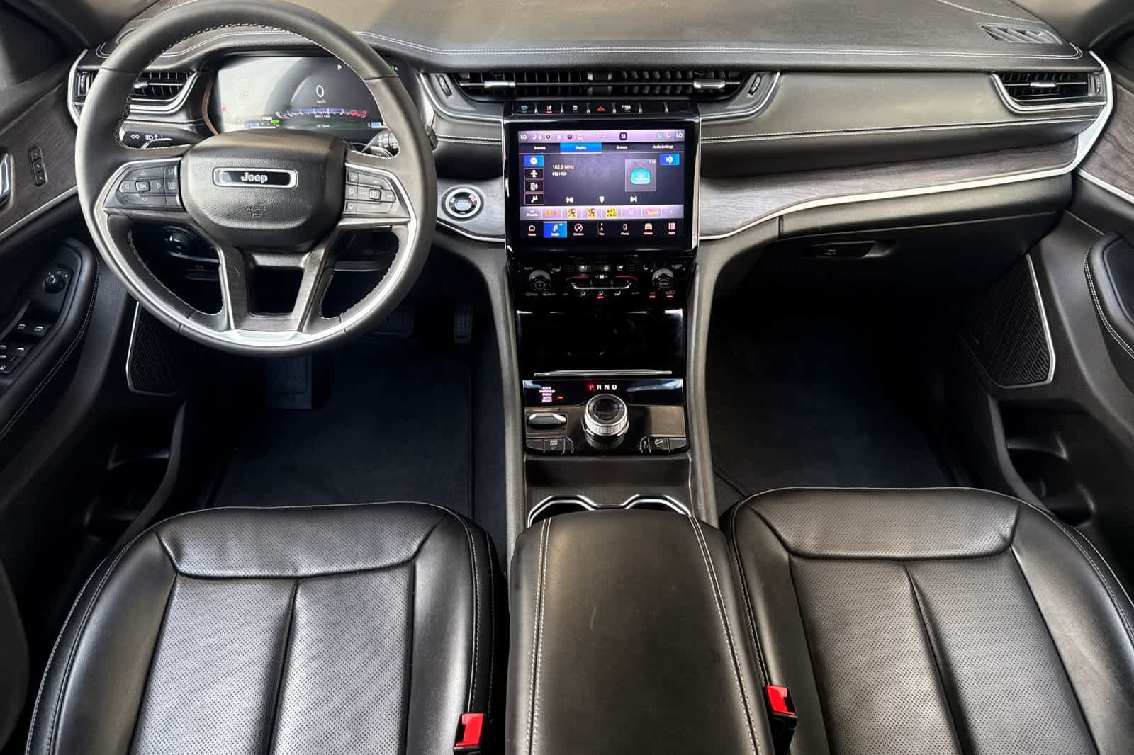 Used 2024 Jeep Grand Cherokee Limited 4xe AWD/4WD image 3