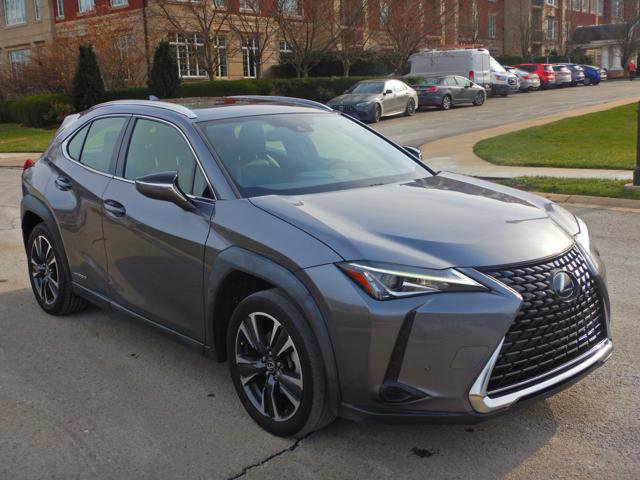 Used 2021 Lexus UX 250h w/ Accessory Package (Z2) image 3