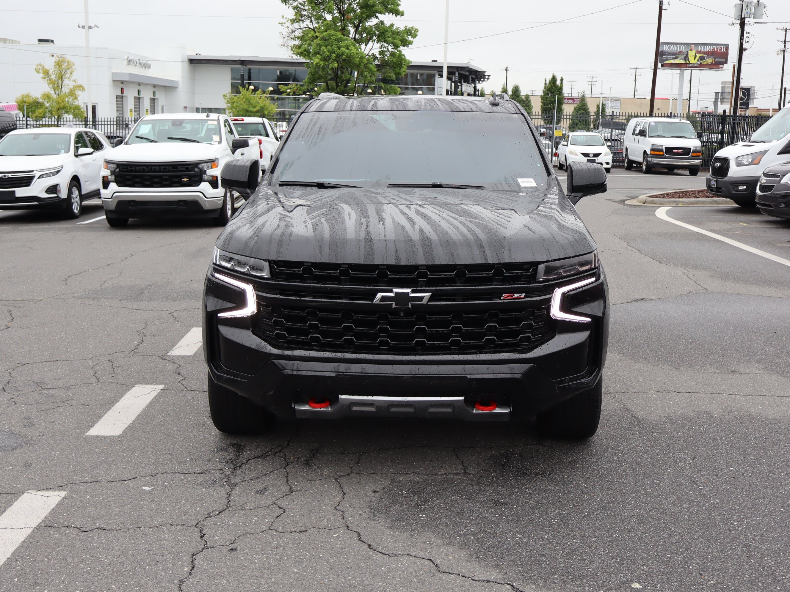 Used 2023 Chevrolet Tahoe Z71 w/ Off-Road Capability Package AWD/4WD image 3