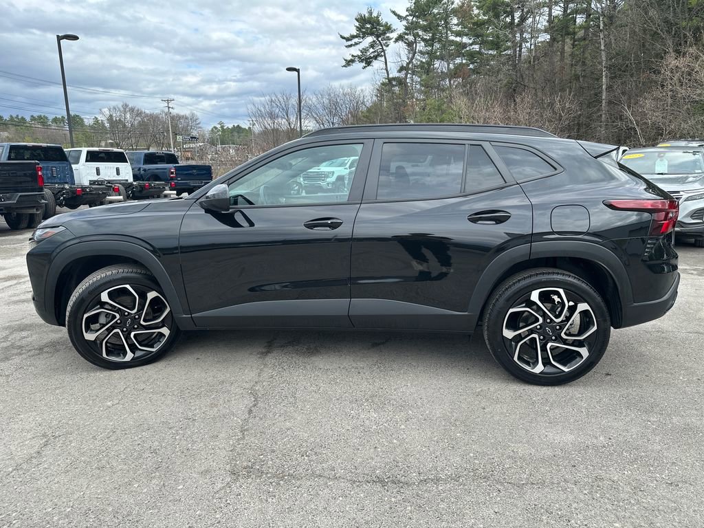 Used 2024 Chevrolet Trax RS w/ Sunroof Package video 2