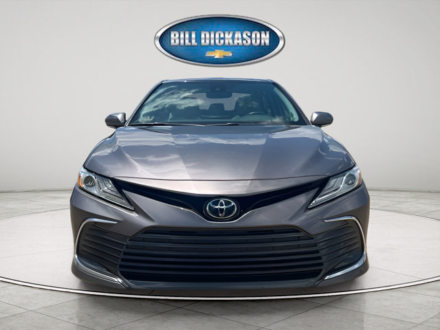 Used 2023 Toyota Camry XLE FWD image 2
