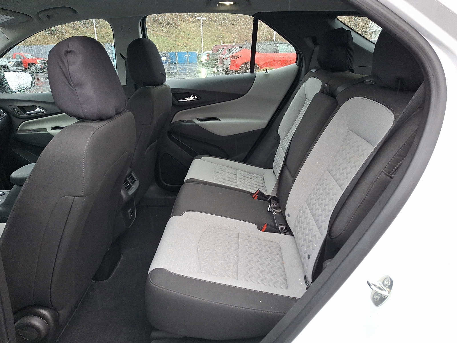 Used 2023 Chevrolet Equinox LS w/ Sport Edition image 10