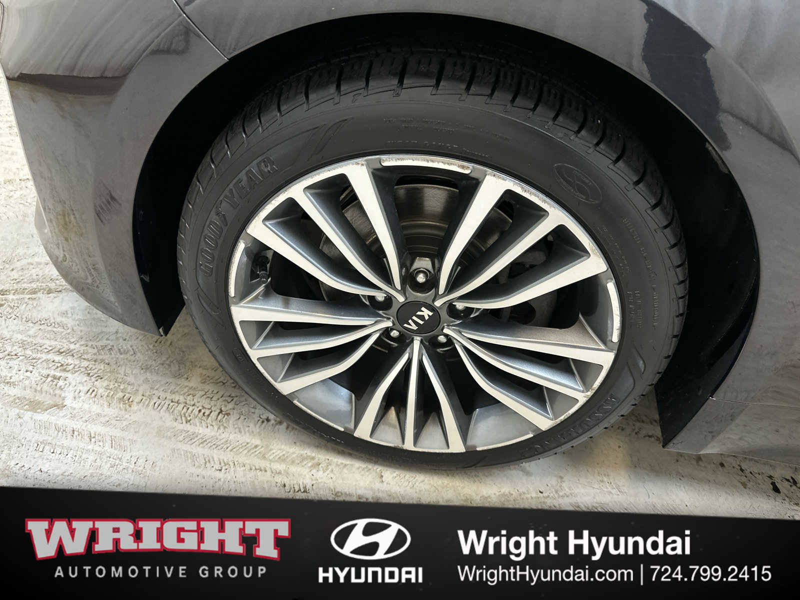 Used 2019 Kia Stinger Premium AWD/4WD image 8