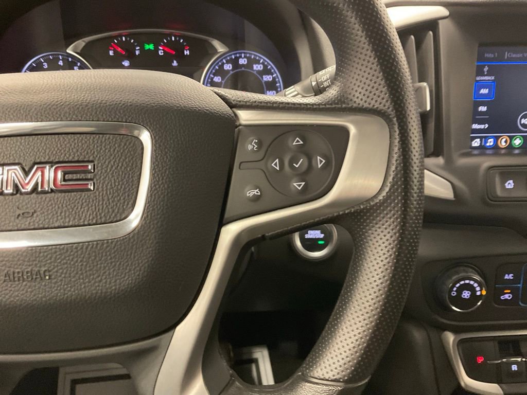 Used 2024 GMC Terrain SLE image 17