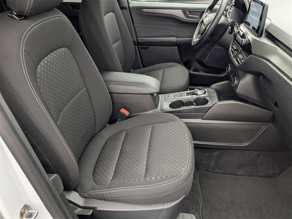 Used 2025 Ford Escape Active image 37