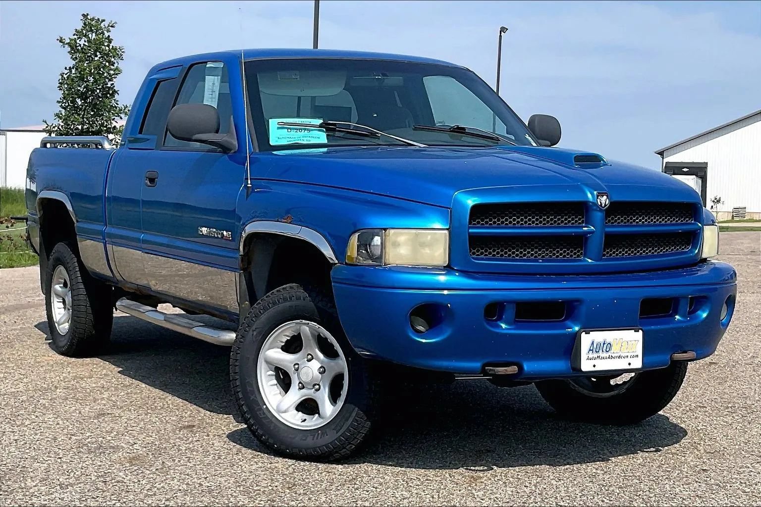Used 2001 Dodge Ram 1500 Truck 4x4 Quad Cab image 2