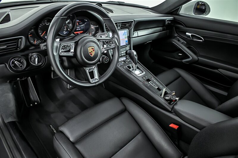 Used 2018 Porsche 911 GT3 RS image 15